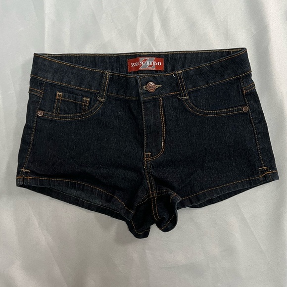 Zecchino Dark Wash Denim Short Shorts - size 7 - Picture 5 of 7